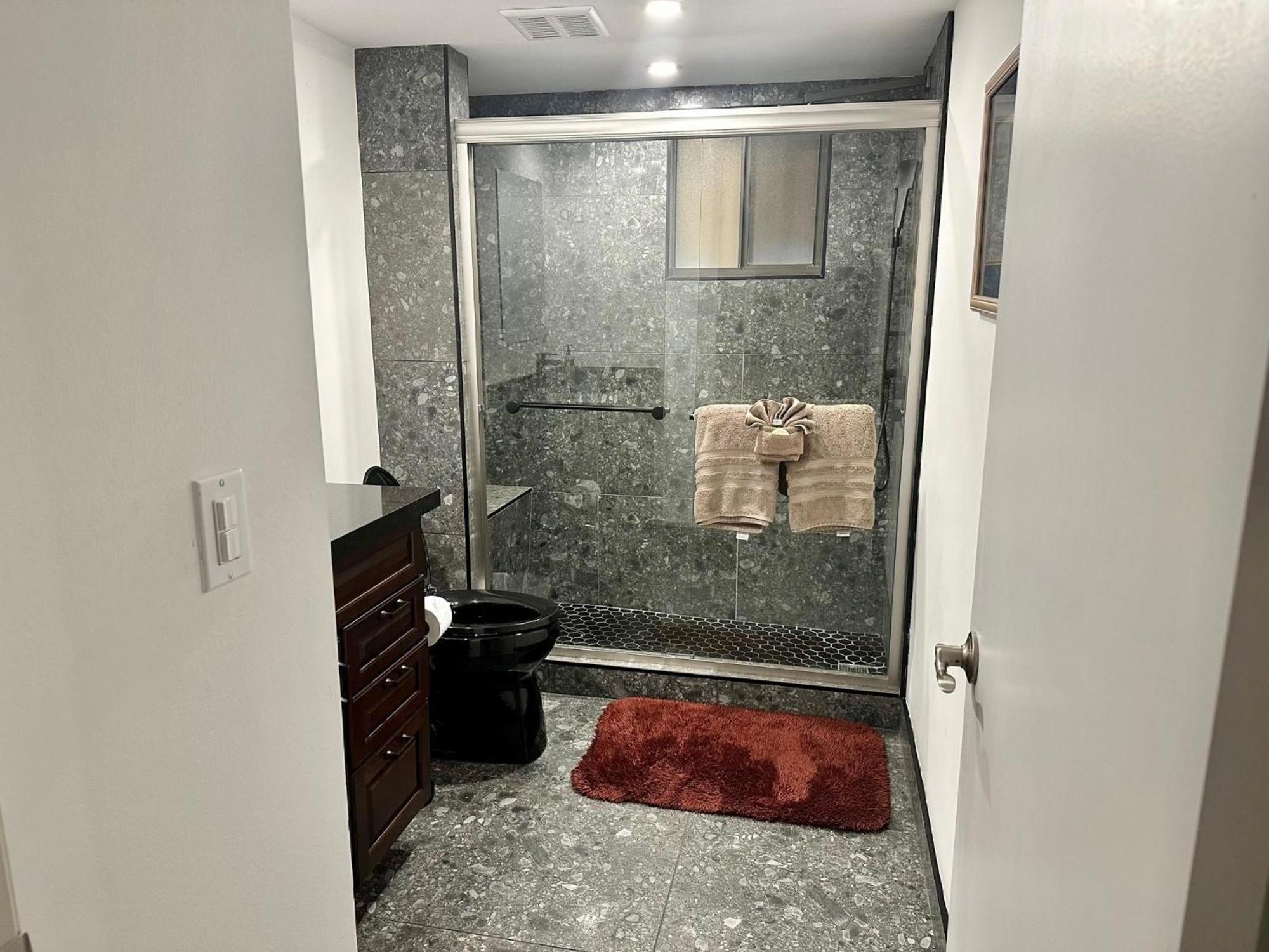 Beautifully Renovated Summer Of 2020 Come And Enjoy This Lovely Unit Кей Уест Екстериор снимка